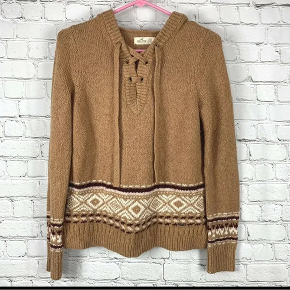 Hollister Sweater Hoodie Lace Up size  XS Pullover Nordic Fair Isle Tan Boxy - Picture 1 of 3